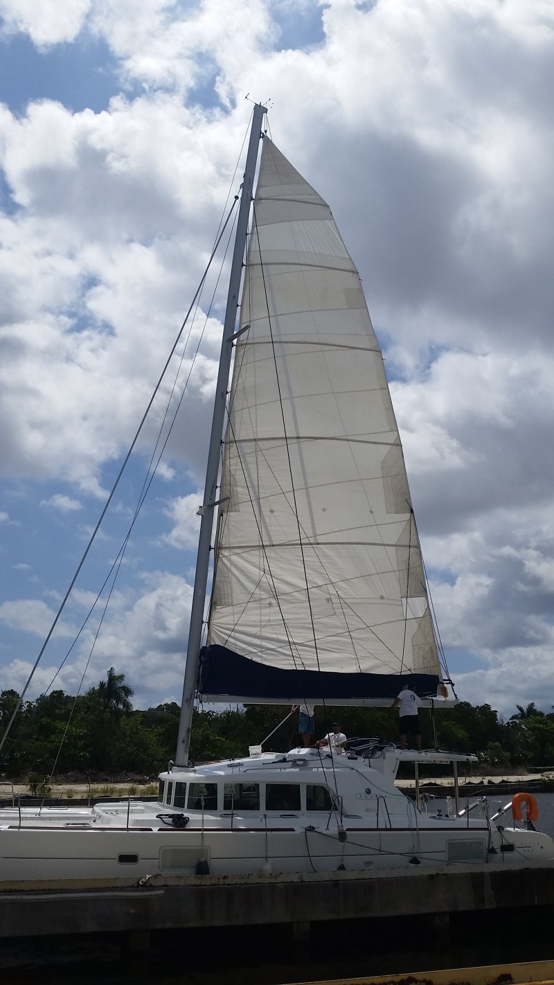 Used Sail Catamaran for Sale 2007 Lagoon 440 Boat Highlights